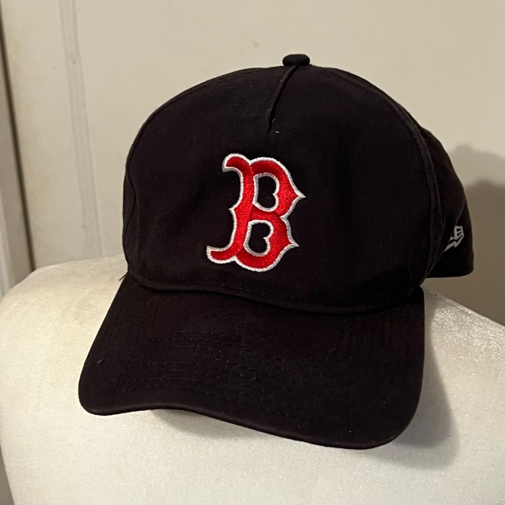 New Era Black Cap with Red B